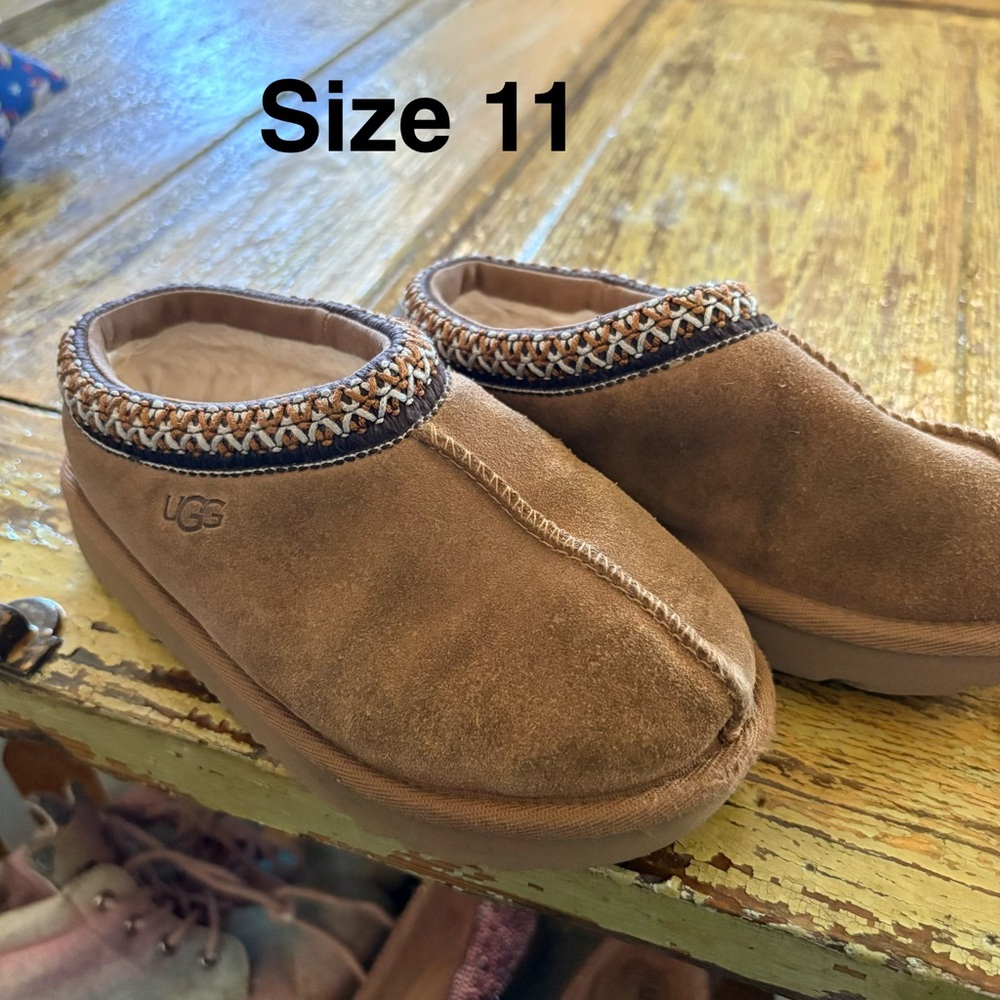 UGG Kids Tan Slippers with Patterned Trim